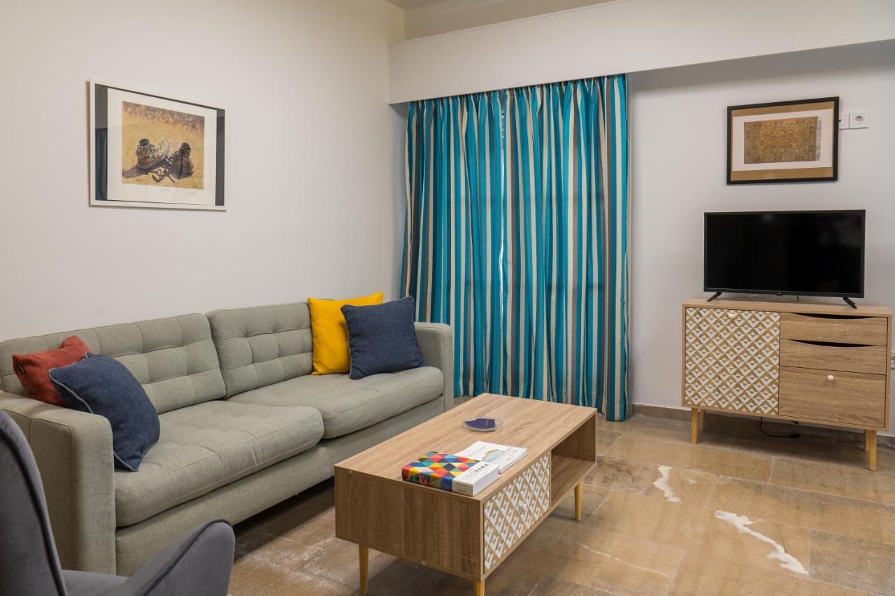 Chroma Lodge Rafina Rafína Exterior foto