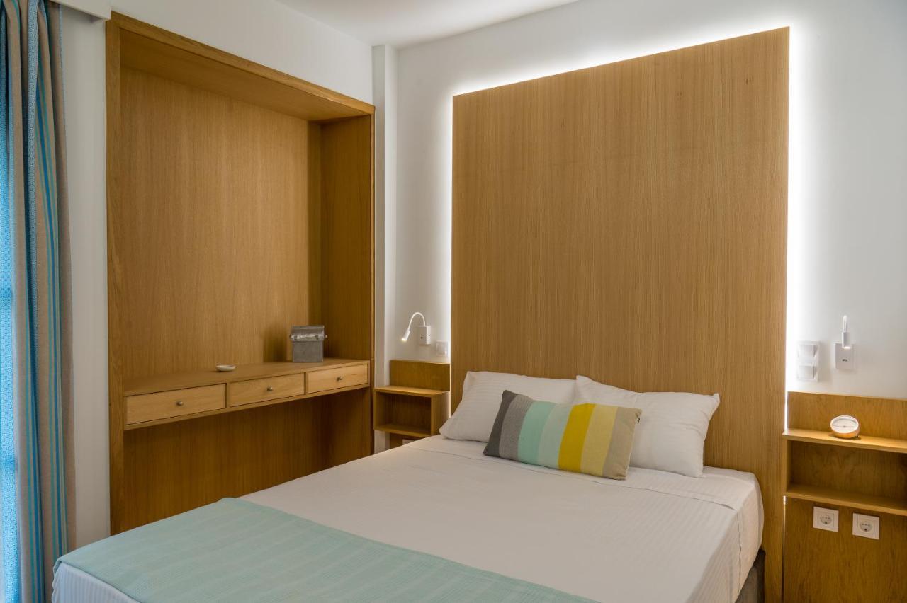 Chroma Lodge Rafina Rafína Exterior foto
